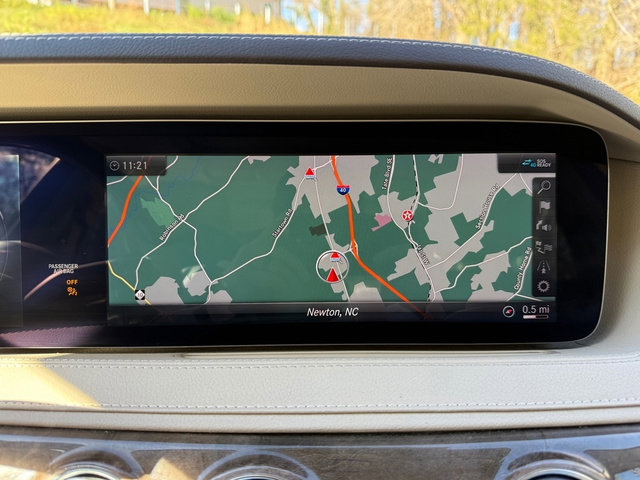 Used 2020 Mercedes-Benz S 560 Sedan image 33