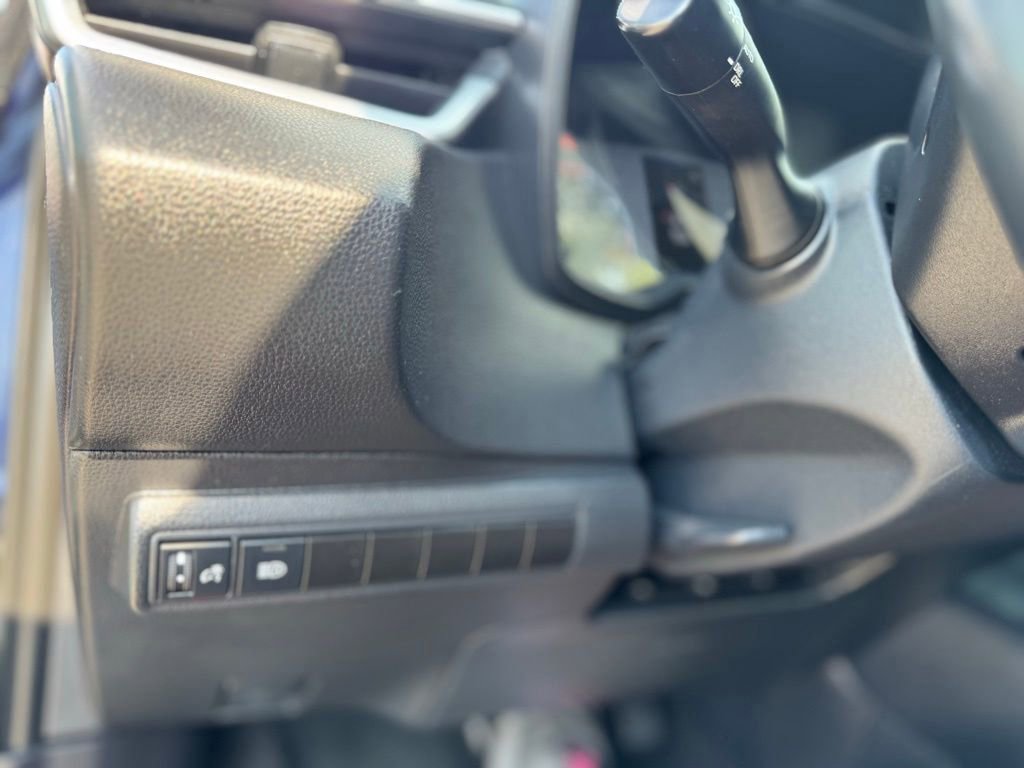 Used 2023 Toyota Corolla SE image 17