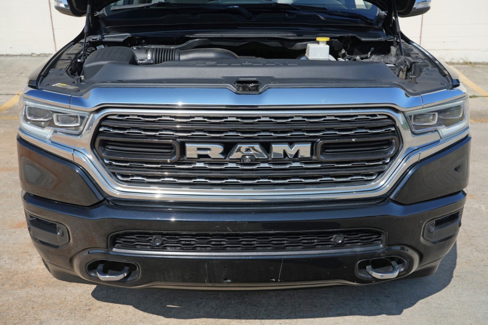 Used 2019 RAM 1500 Limited w/ Advanced Safety Group RWD image 7