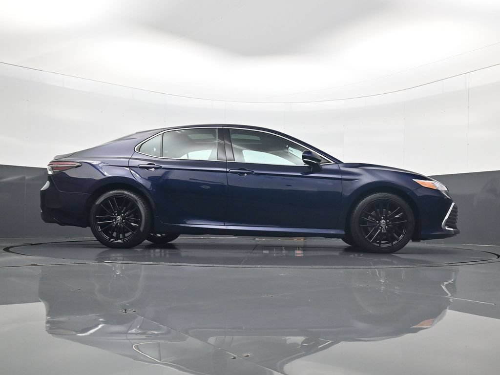 Used 2021 Toyota Camry XLE AWD/4WD image 25