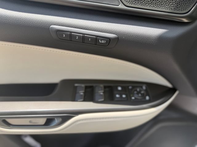 Certified 2025 Lexus NX 450h+ AWD w/ Accessory Package (K3) image 32