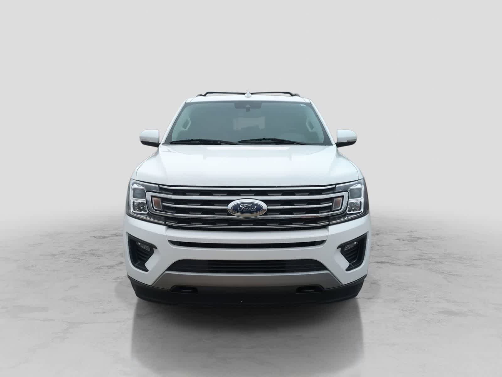 Used 2021 Ford Expedition XLT AWD/4WD image 3
