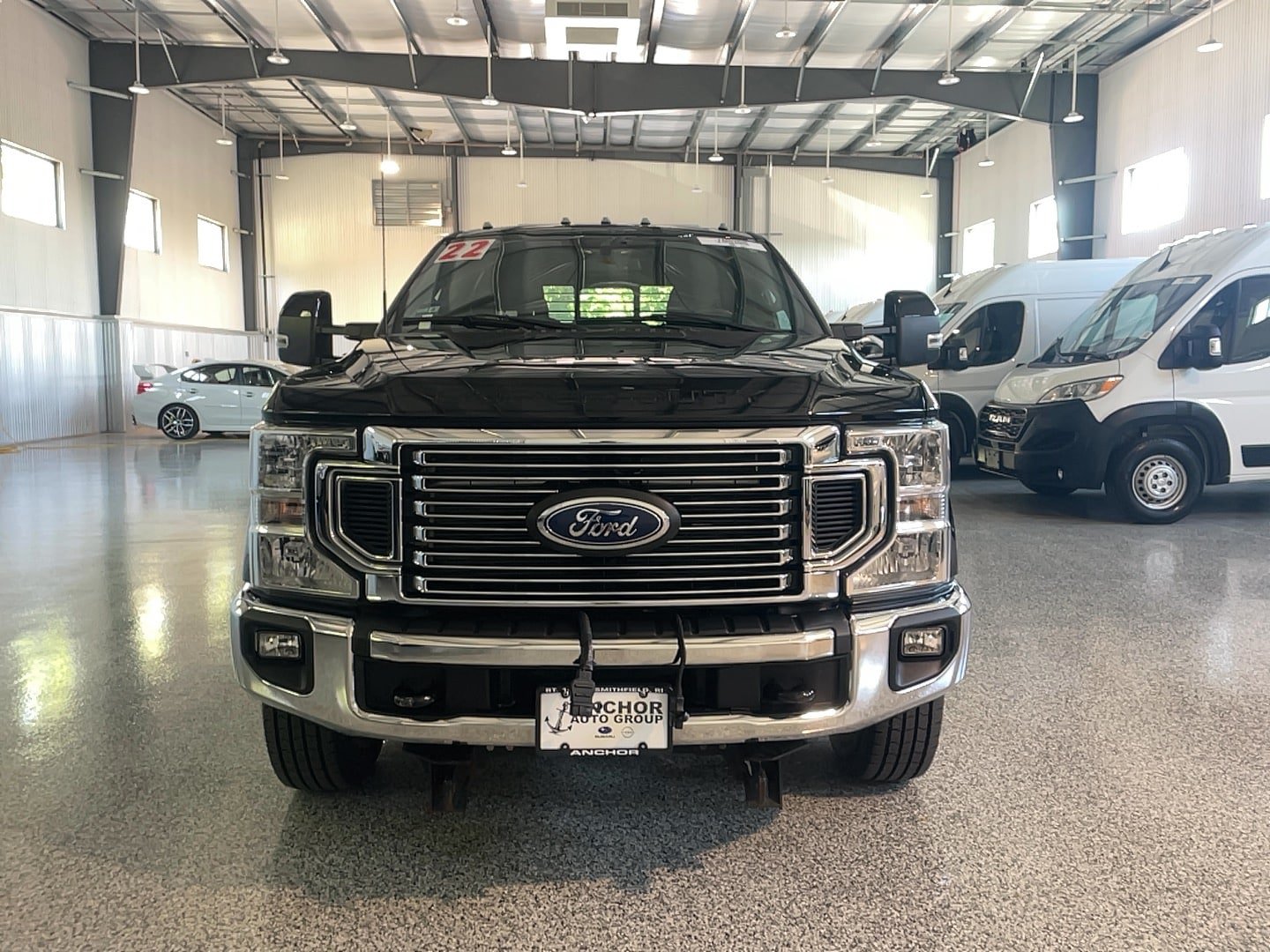 Used 2022 Ford F350 Lariat w/ Lariat Ultimate Package AWD/4WD image 2