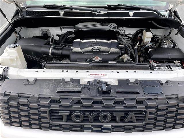 Used 2019 Toyota Tundra SR5 w/ SR5 Upgrade Package AWD/4WD image 11