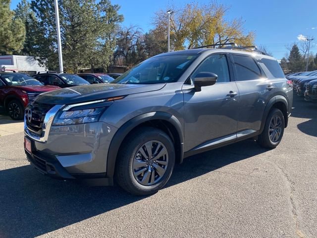 New 2025 Nissan Pathfinder SV