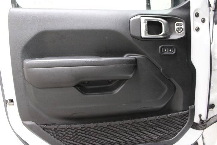 Used 2021 Jeep Gladiator Sport AWD/4WD image 16