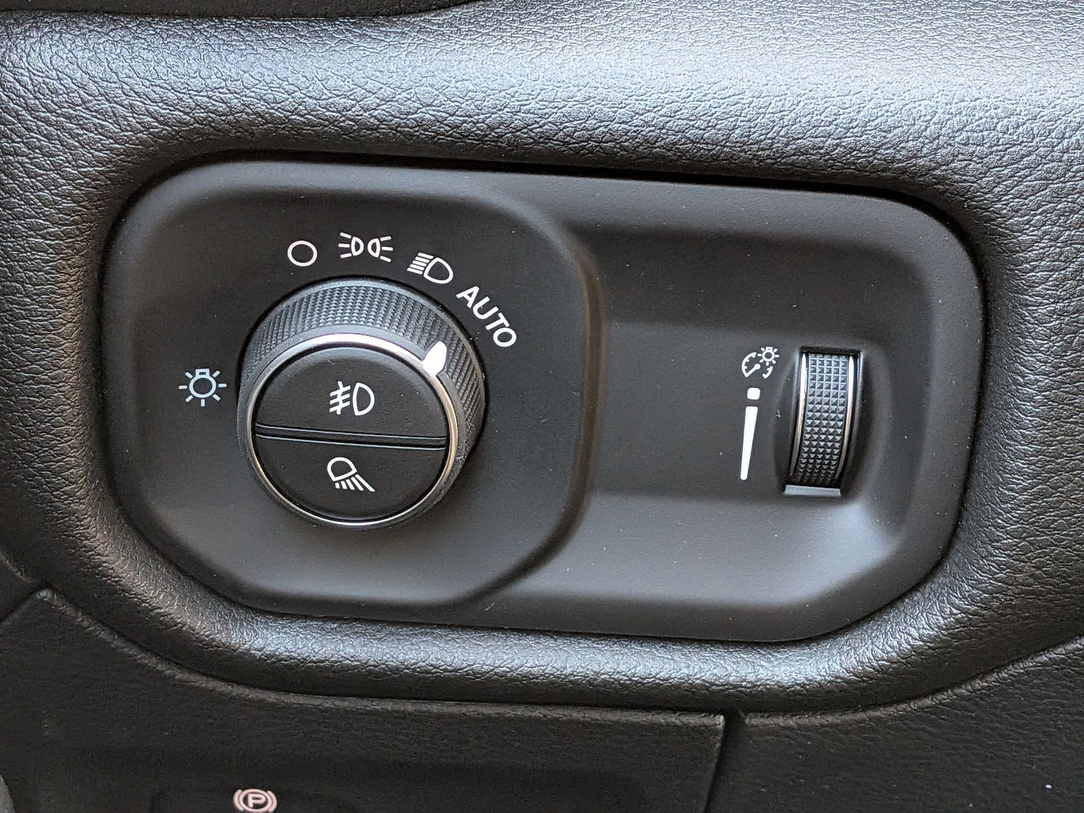 New 2026 RAM 1500 Classic Warlock image 18