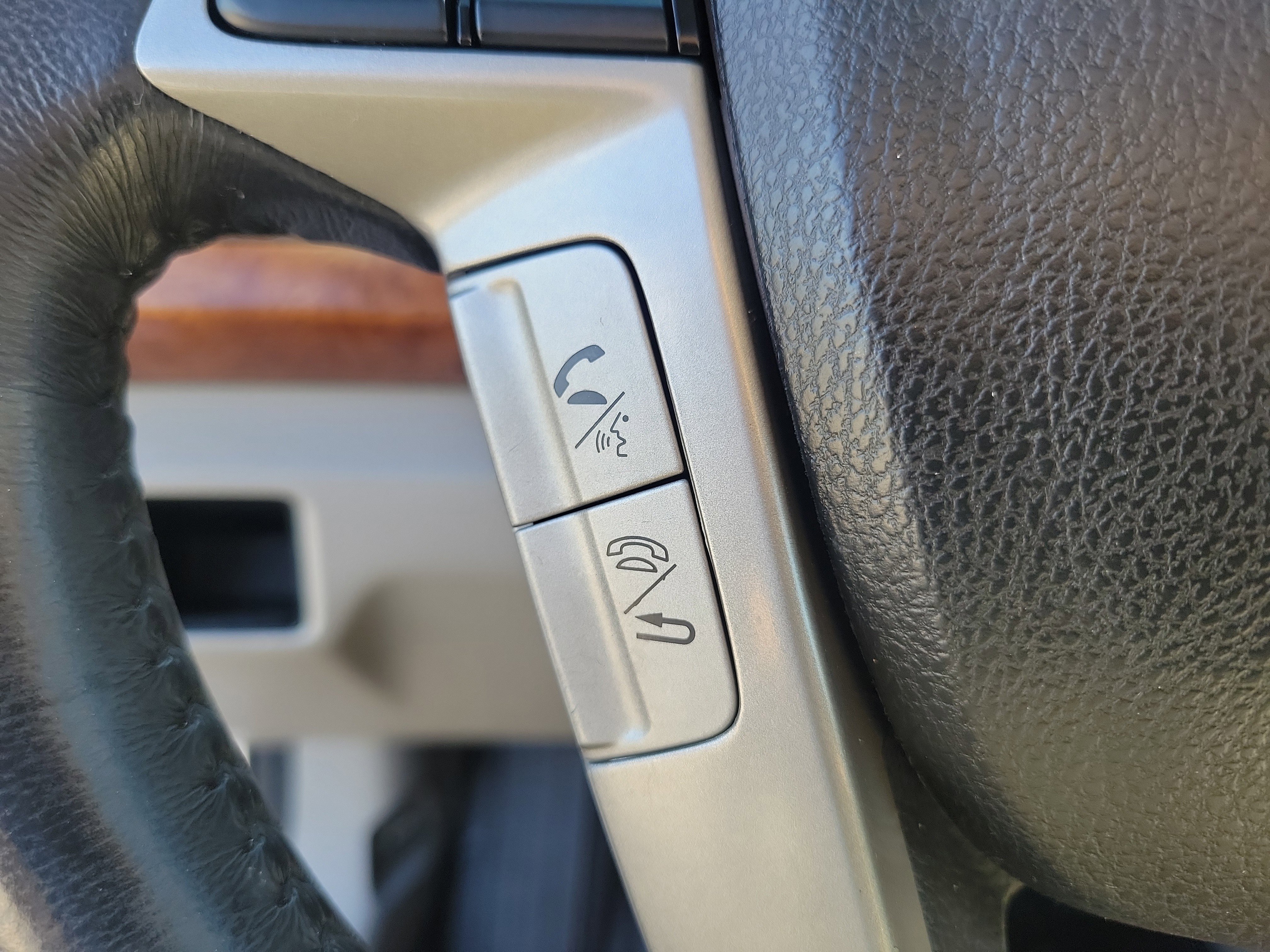 Used 2011 Honda Accord EX-L image 23