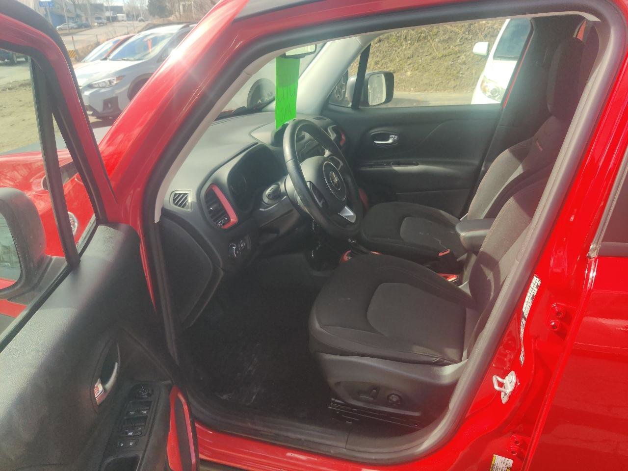 Used 2017 Jeep Renegade Trailhawk w/ Popular Equipment Group image 11