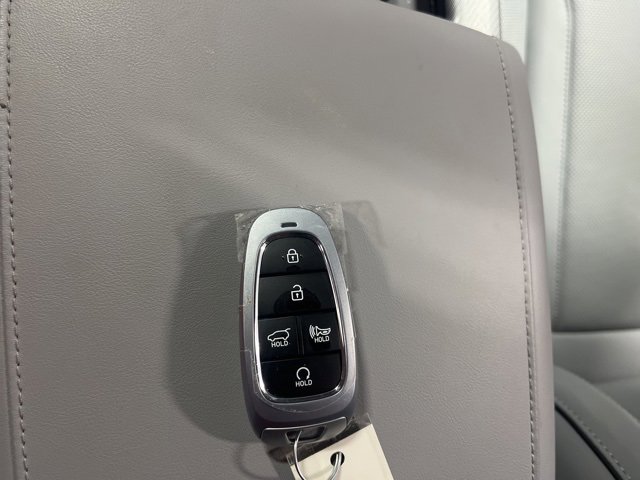 Used 2025 Hyundai Palisade SEL image 21