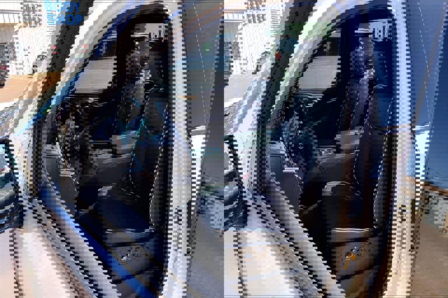 Used 2022 Cadillac Escalade Sport RWD image 8