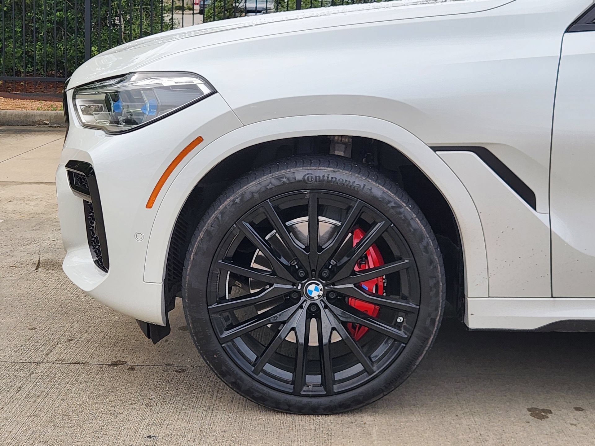 Used 2023 BMW X6 xDrive40i w/ Executive Package AWD/4WD image 10