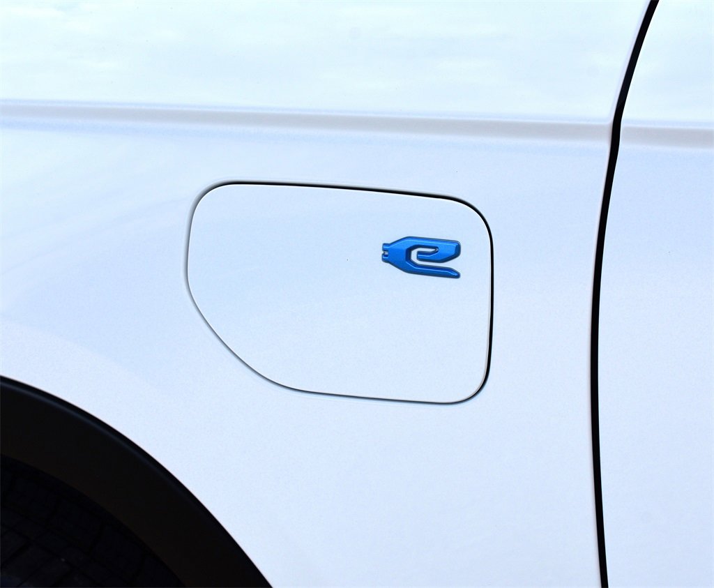 New 2024 Jeep Grand Cherokee Limited 4xe image 13