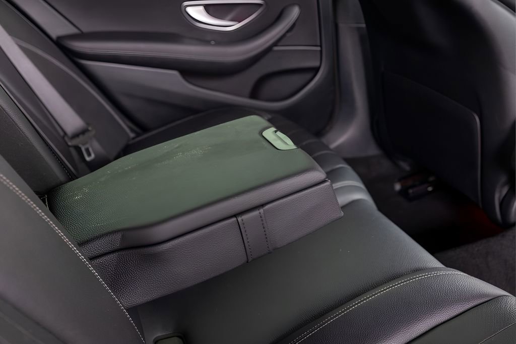 Used 2020 Mercedes-Benz E 350 Sedan image 69