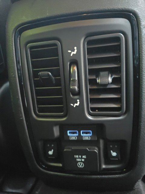 Used 2024 Dodge Durango GT AWD/4WD image 14