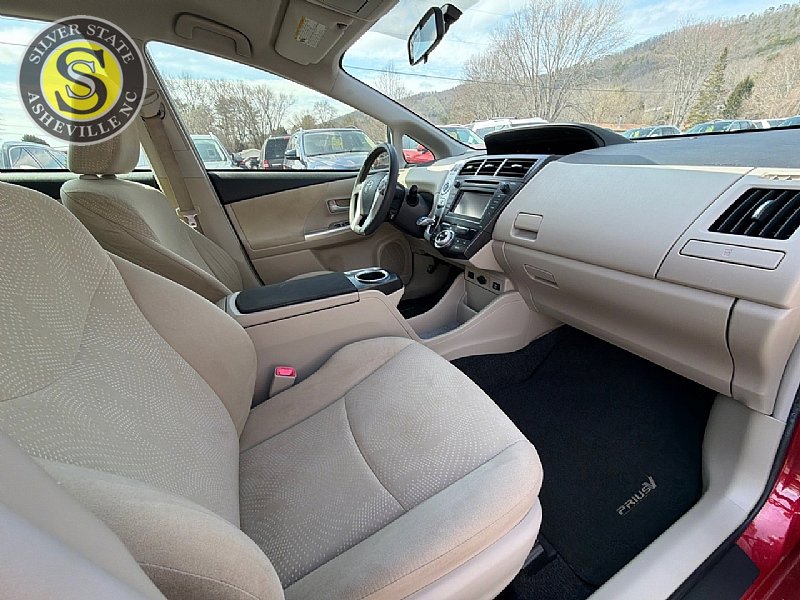 Used 2013 Toyota Prius V Two FWD image 16