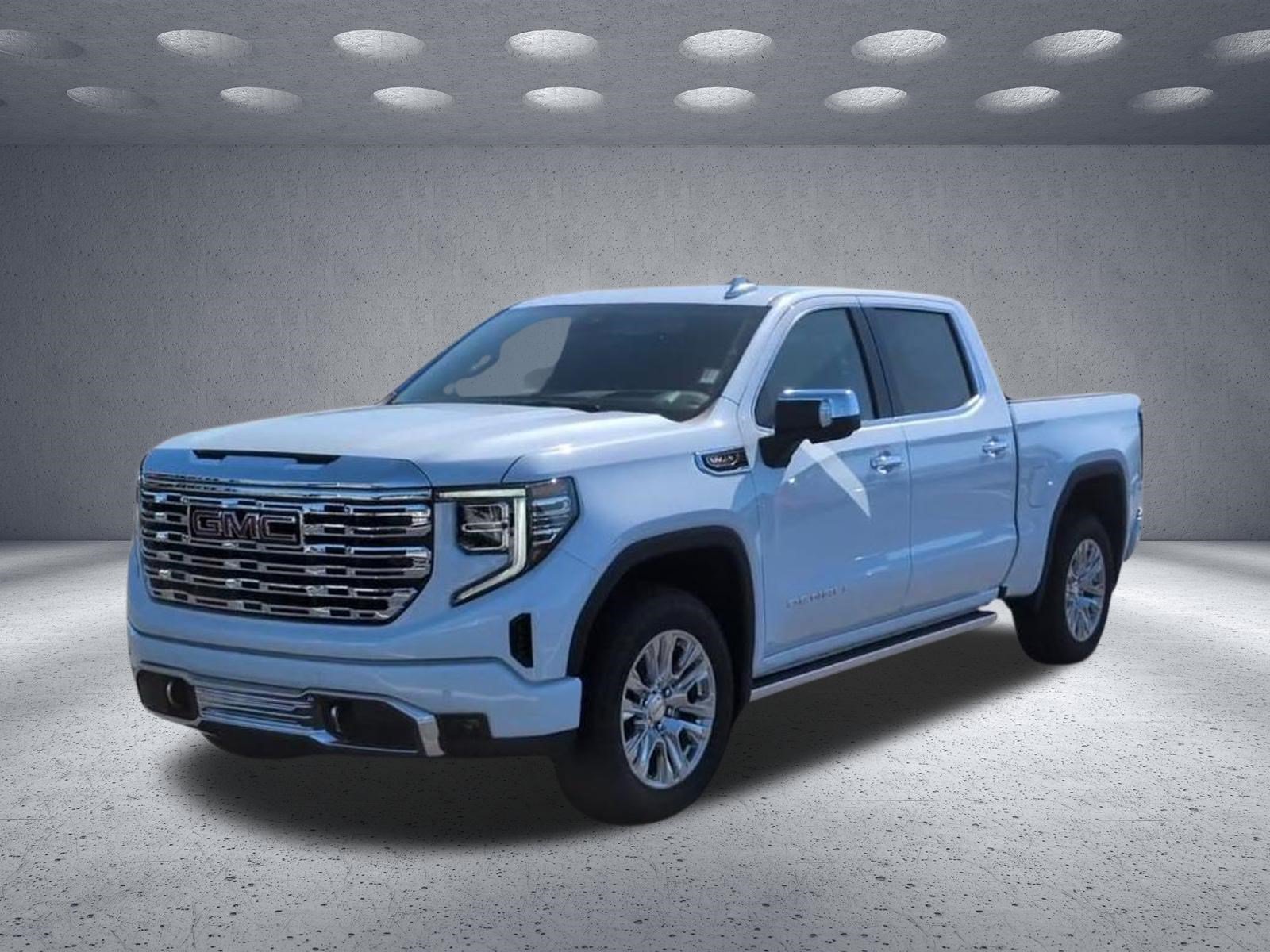 Used 2026 GMC Sierra 1500 Denali w/ Technology Package AWD/4WD image 3