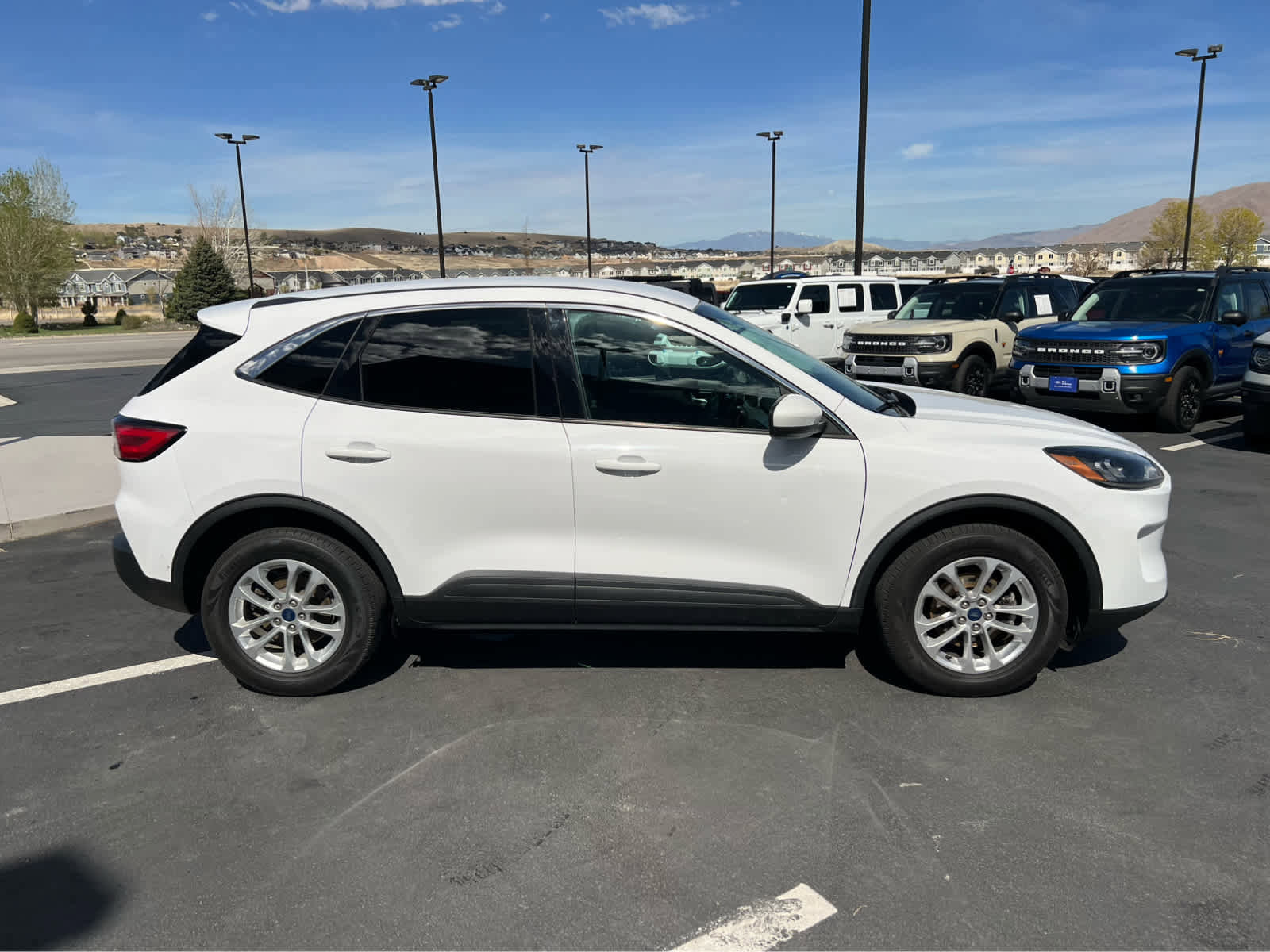 Used 2021 Ford Escape SE w/ Cold Weather Package image 6