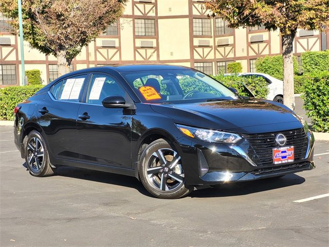 Used 2024 Nissan Sentra SV w/ All-Weather Package image 2