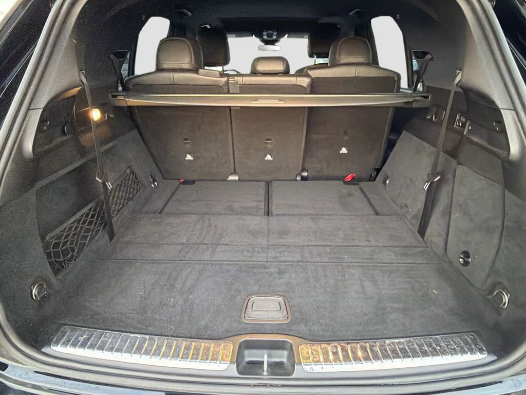 Used 2020 Mercedes-Benz GLE 350 w/ 3rd Row Seat Package image 12