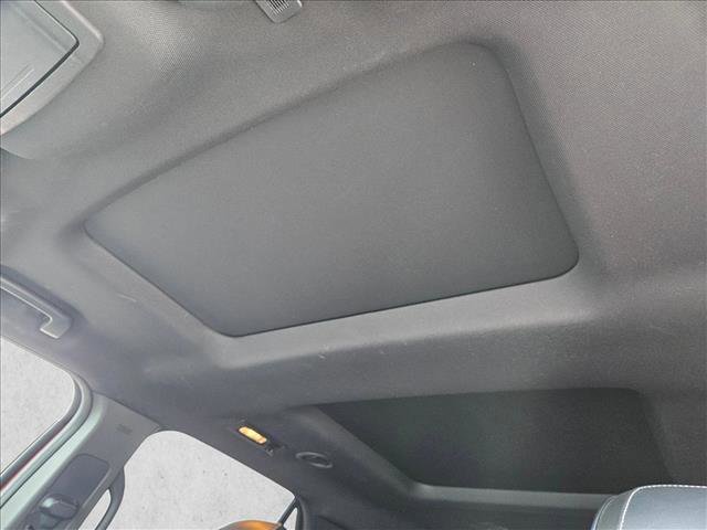 Used 2017 Ford Explorer Platinum AWD/4WD image 9