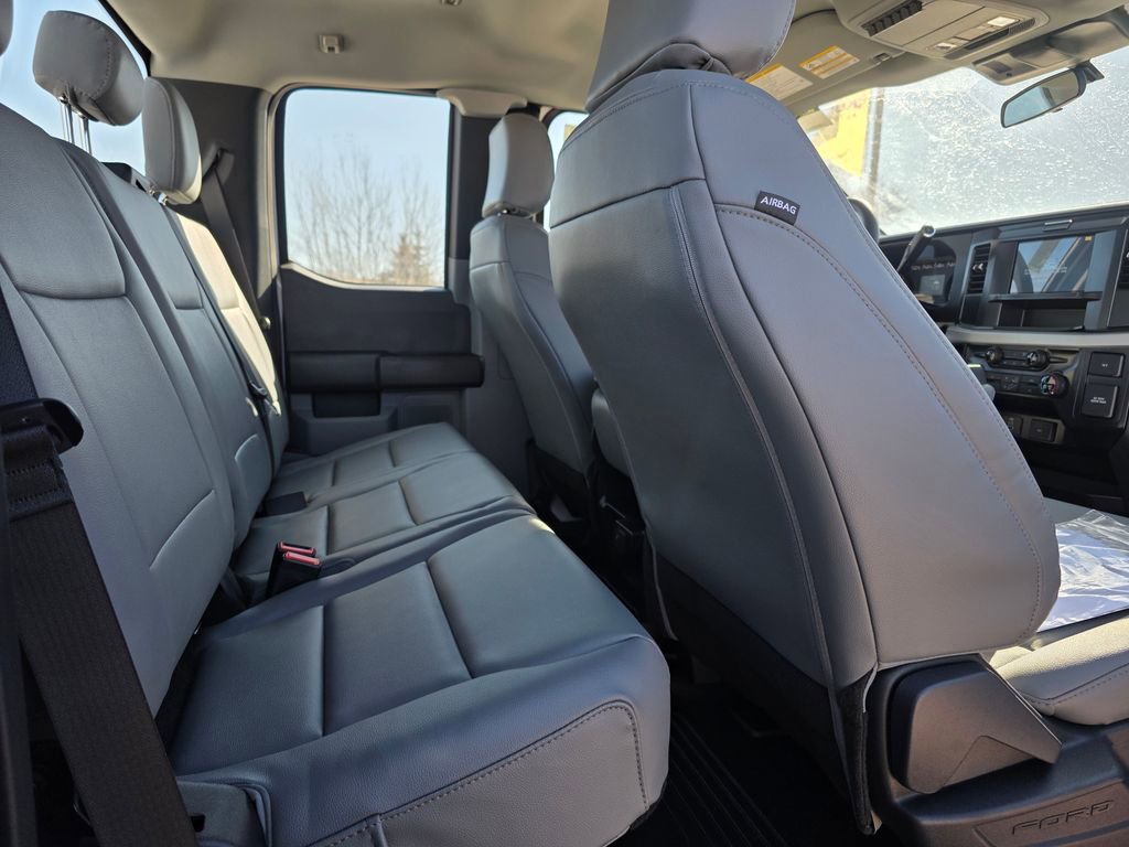 New 2026 Ford F350 XL w/ XL Chrome Package image 40