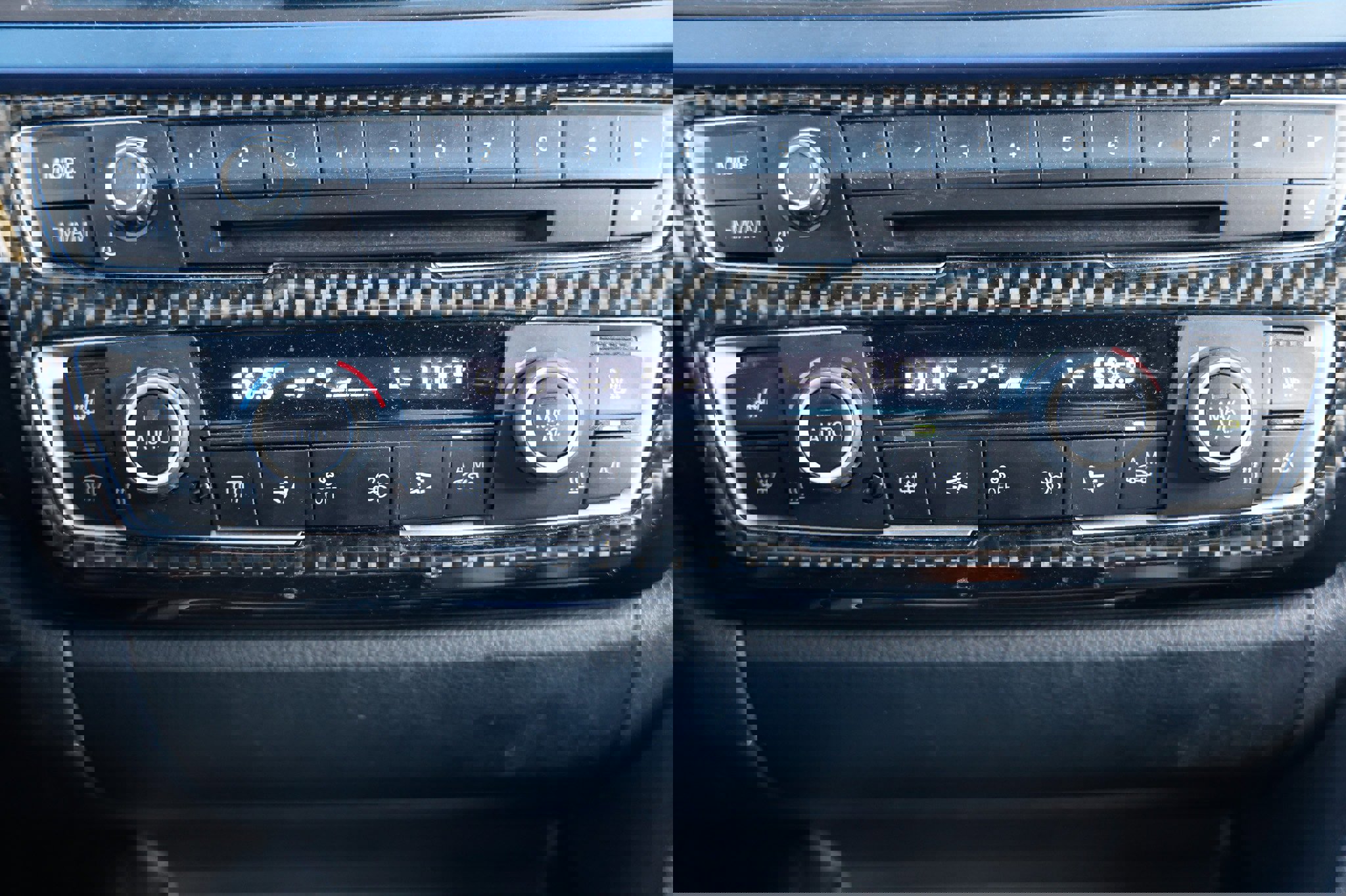 Used 2018 BMW 340i xDrive Sedan w/ Premium Package image 37