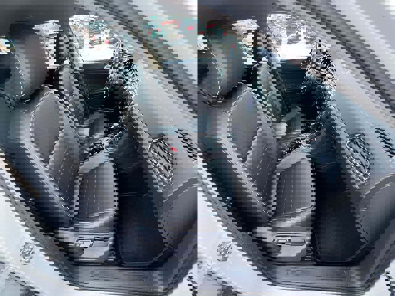 Used 2021 Volkswagen Tiguan SE image 28