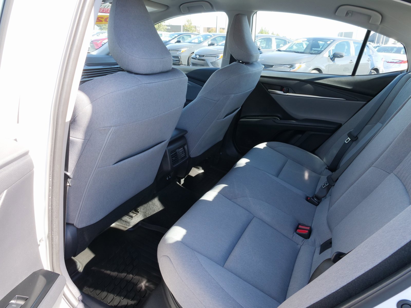 Used 2025 Toyota Camry LE image 15