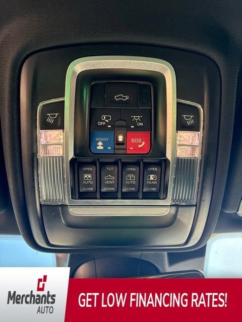 Used 2022 RAM 1500 Laramie AWD/4WD image 13