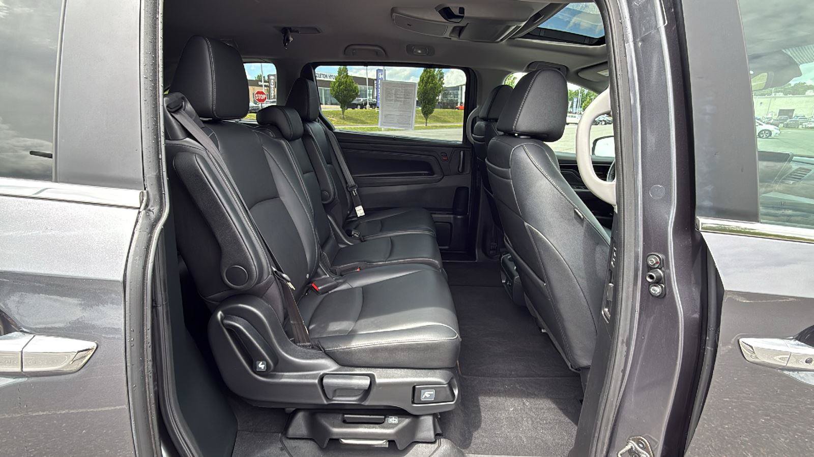 Used 2023 Honda Odyssey Touring image 19
