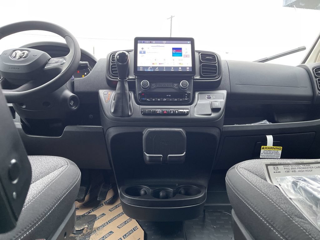 New 2025 RAM ProMaster 2500 w/ Premium Convenience Group FWD image 19