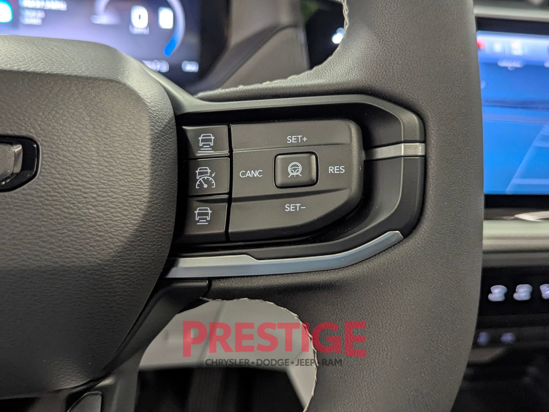 Used 2026 Jeep Cherokee Overland AWD/4WD image 18