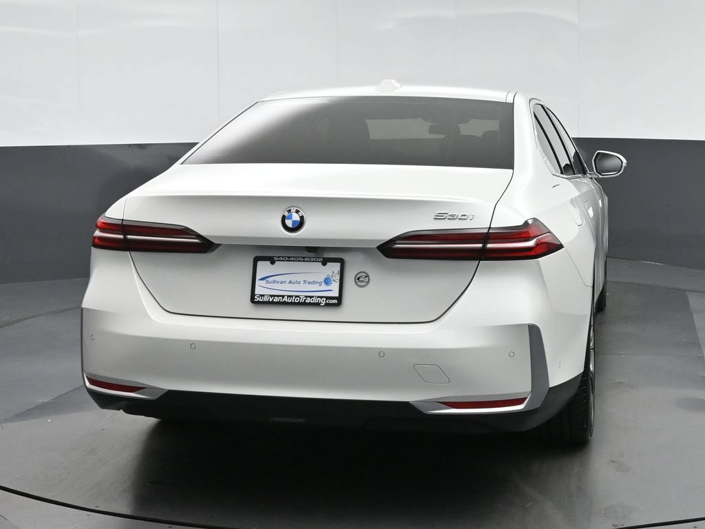 Used 2026 BMW 530i RWD image 6