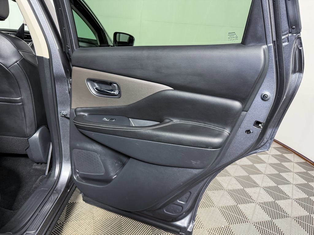 Certified 2024 Nissan Murano SL FWD image 47