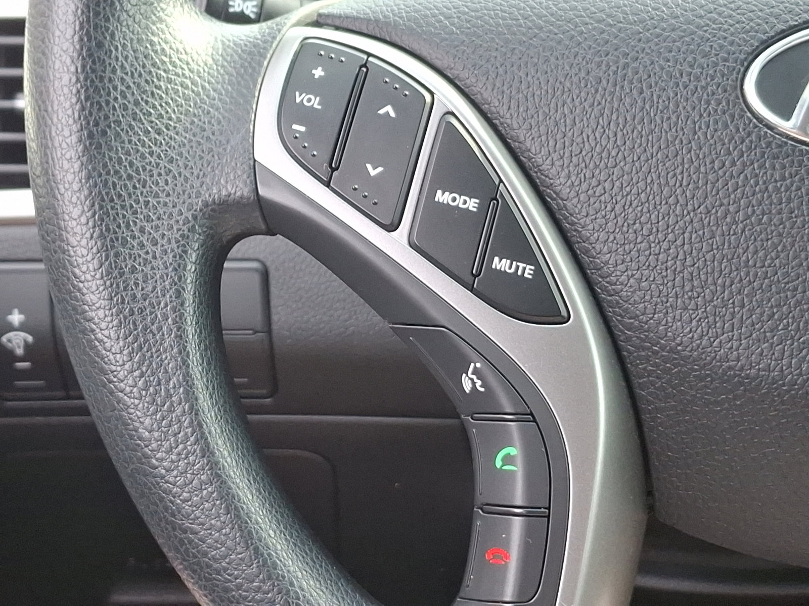 Used 2017 Hyundai Elantra GT image 19