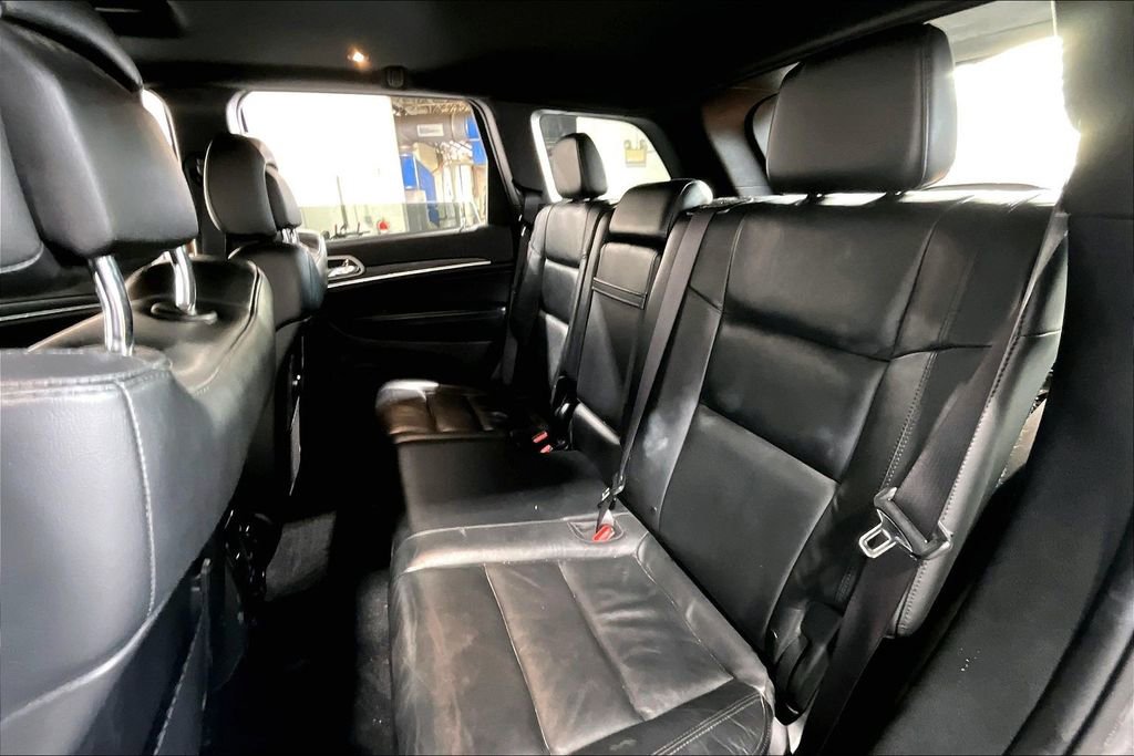Used 2021 Jeep Grand Cherokee Limited image 32