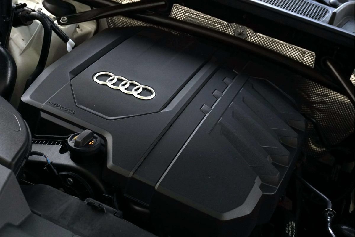 Used 2023 Audi Q5 2.0T Premium w/ Convenience Package AWD/4WD image 13