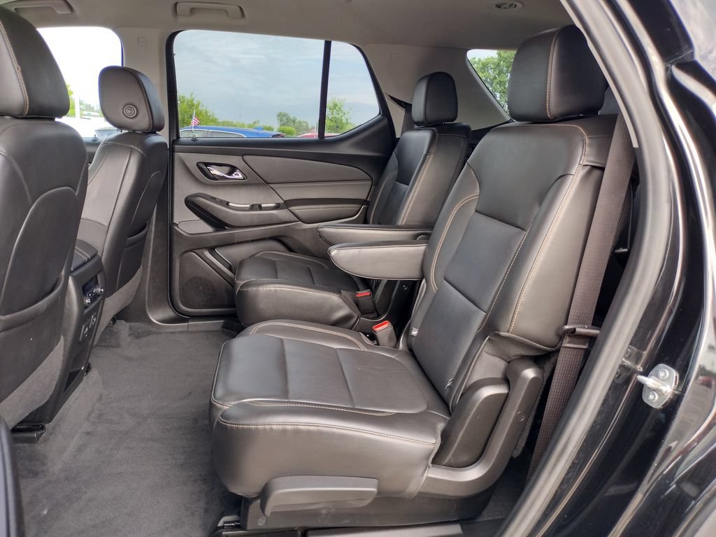 Used 2021 Chevrolet Traverse RS AWD/4WD image 13
