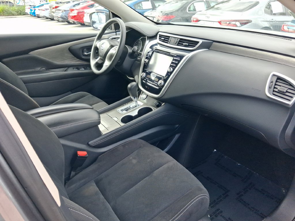 Used 2017 Nissan Murano S w/ Navigation Package FWD image 24