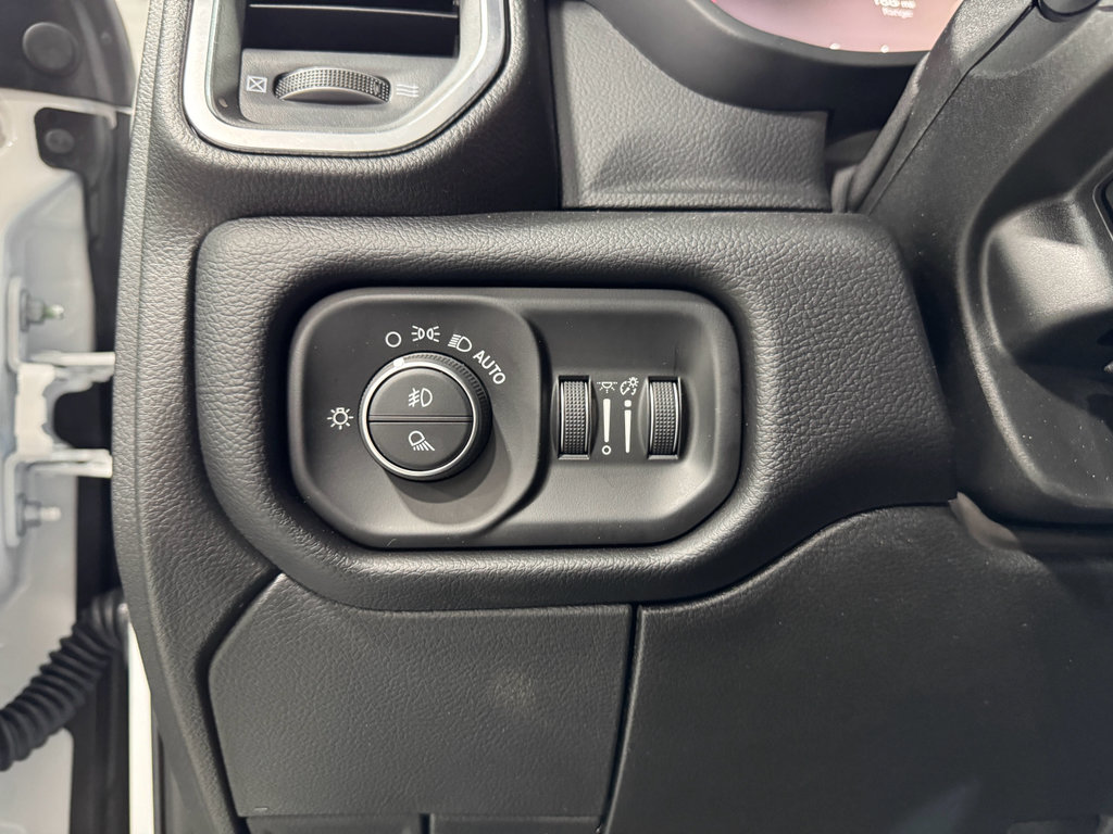 New 2025 RAM 4500 4x4 Crew Cab DRW w/ Laramie Trim Package image 24