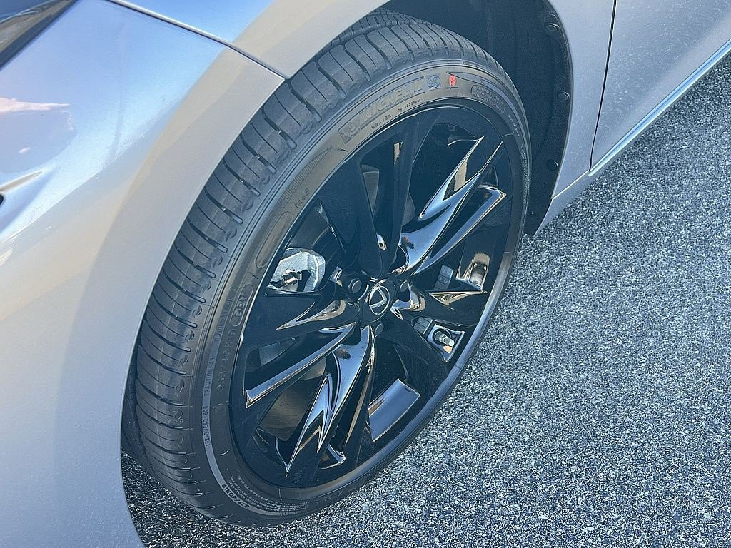 New 2025 Lexus ES 350 w/ Premium Package image 6