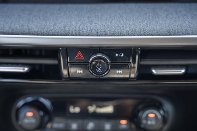 New 2026 Nissan Kicks SV image 21