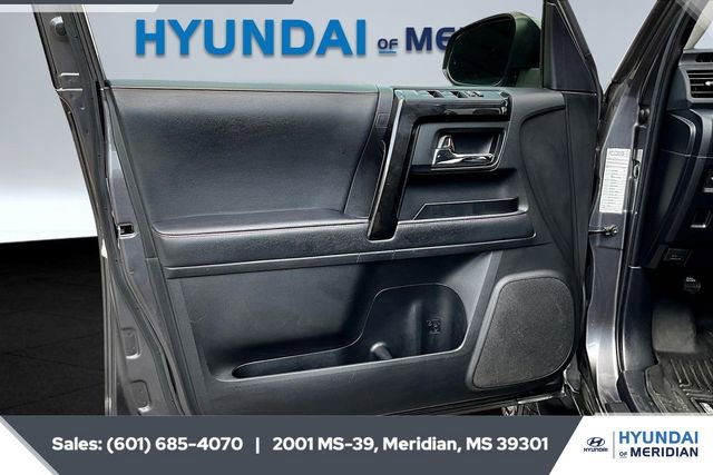 Used 2021 Toyota 4Runner TRD Off-Road Premium image 17