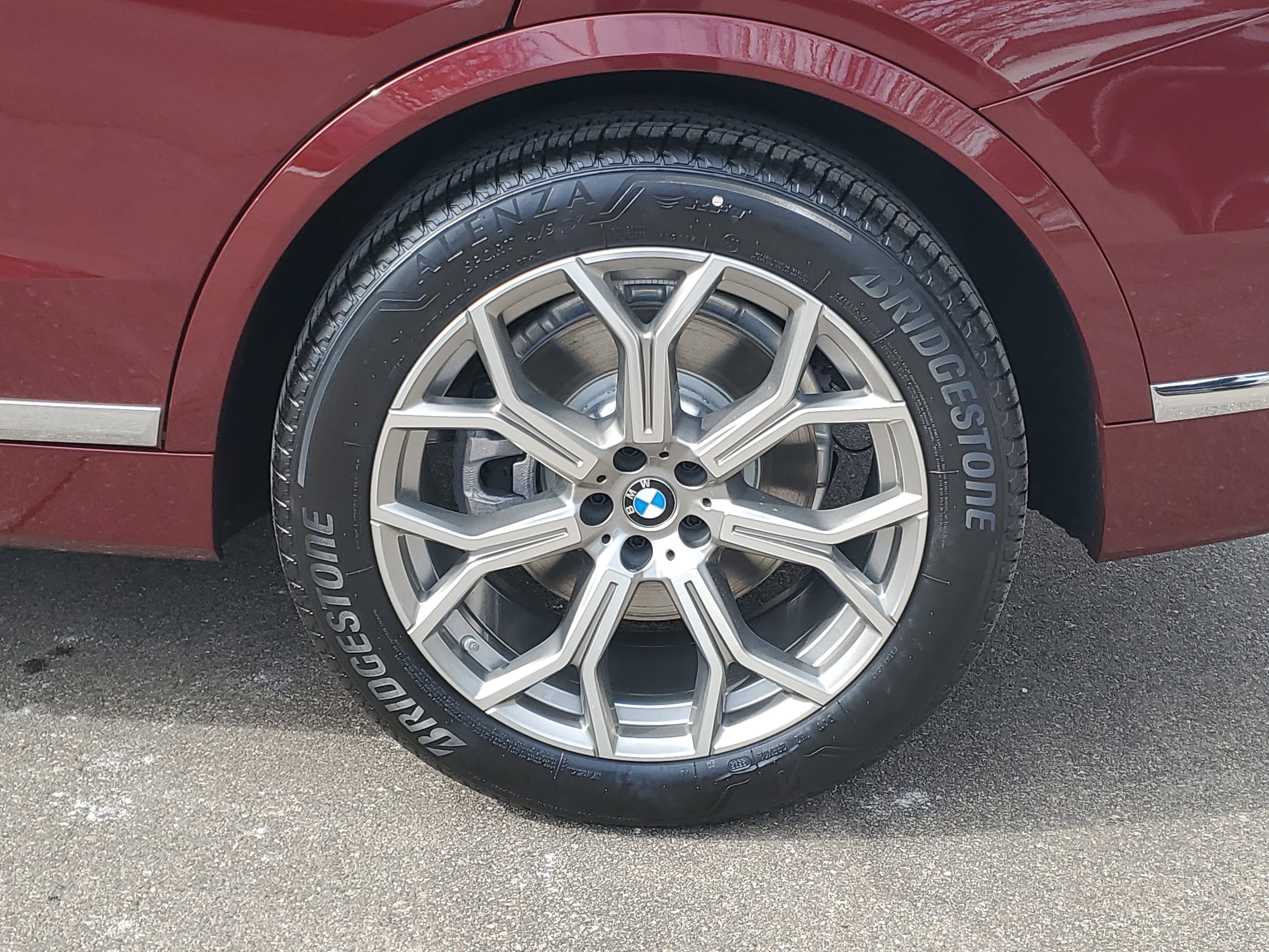 New 2026 BMW X7 xDrive40i w/ Executive Package image 28