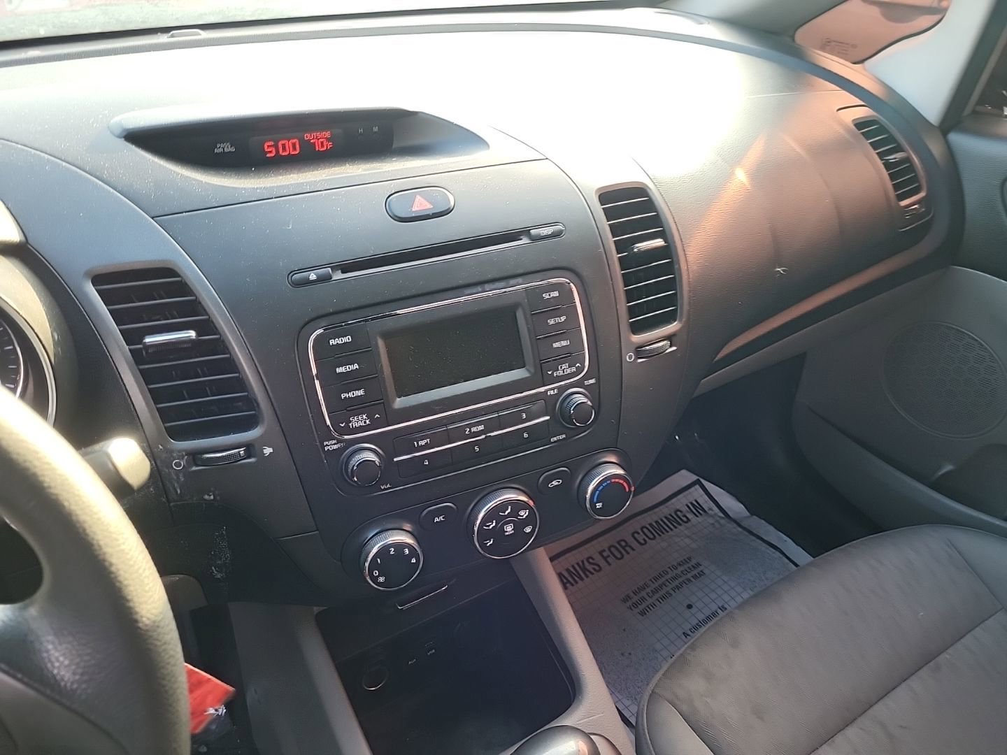 Used 2016 Kia Forte LX image 10