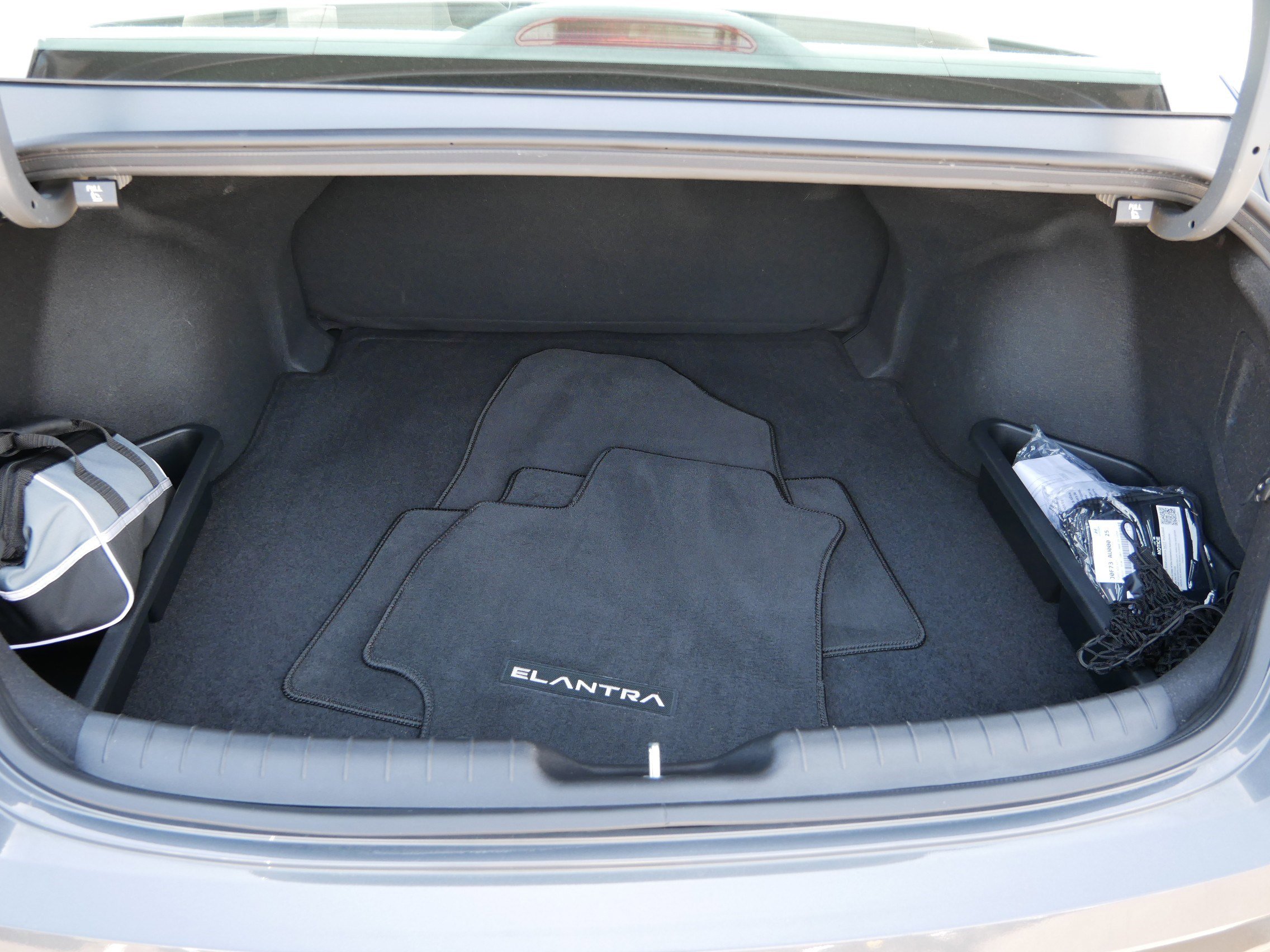 Certified 2026 Hyundai Elantra Sport w/ Cargo Package FWD image 15