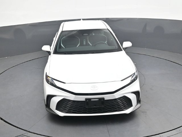 Used 2025 Toyota Camry SE FWD image 30
