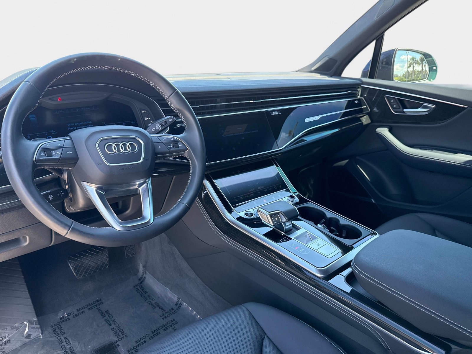 Used 2025 Audi Q7 3.0T Premium Plus image 16