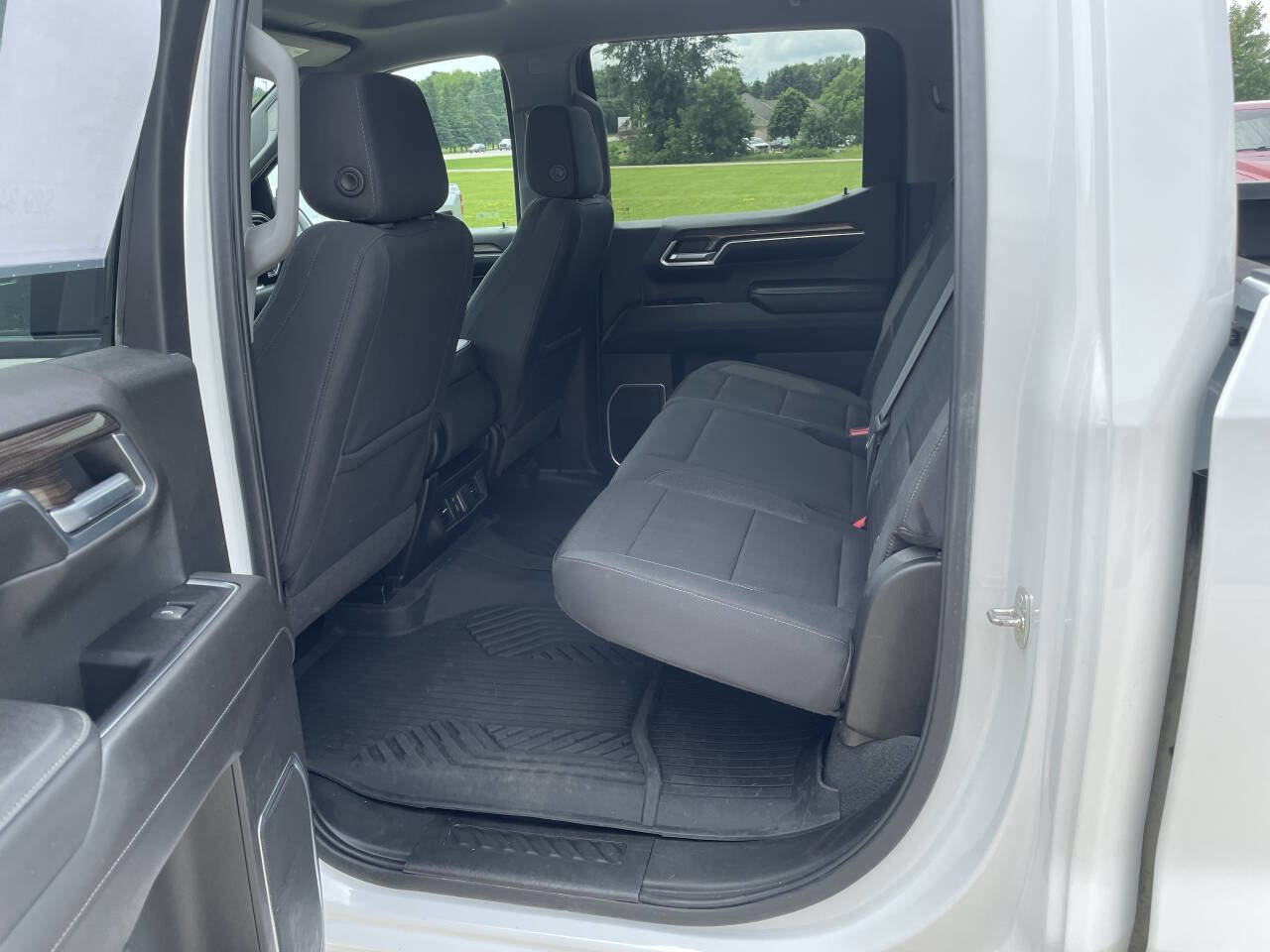 Used 2022 Chevrolet Silverado 1500 LT image 6